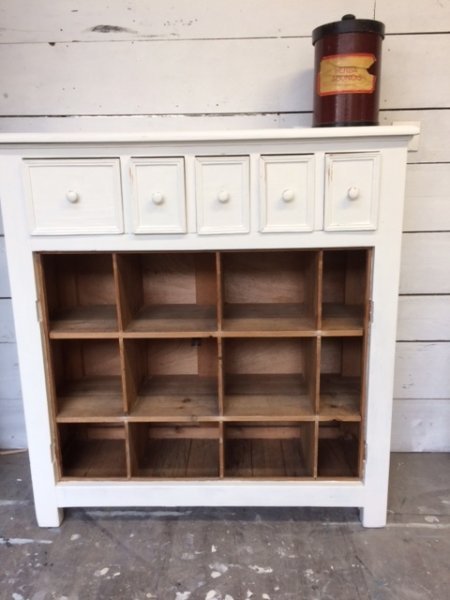 8 buffet compartimenté