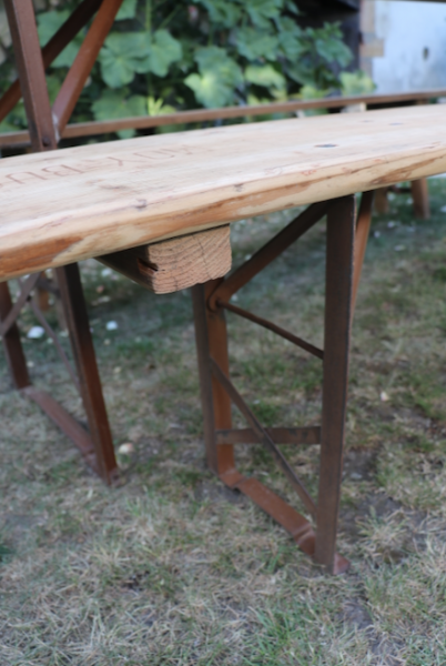 table guinguette et banc