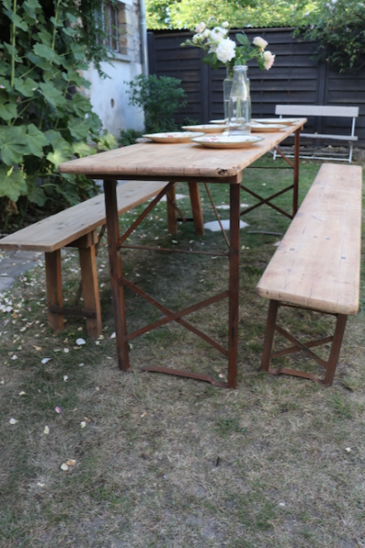 table guinguette et banc