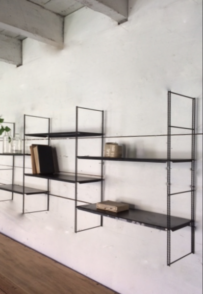 etagere type string
