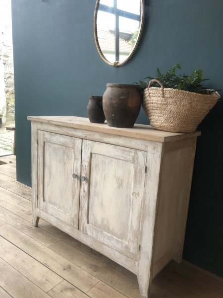 1 buffet en bois poncé