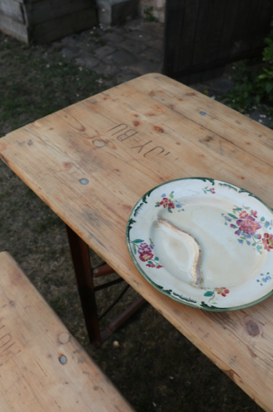 table guinguette et banc