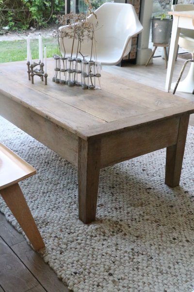 Table basse en chêne